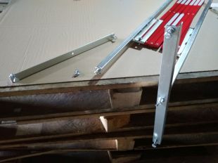 Barierka składana nożycowa harmonijkowa | zapora drogowa, biało-czerwona